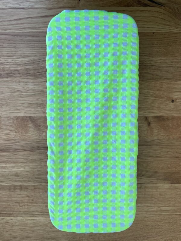 CAKE 32 CM in NEON gelb
