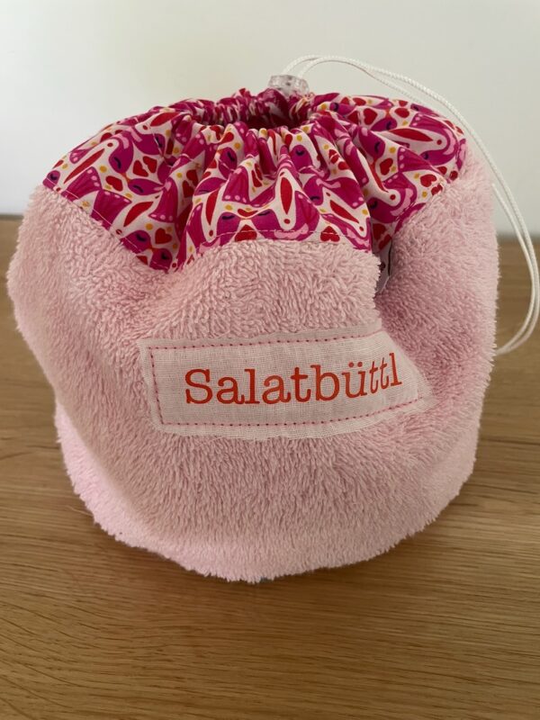 SALATBÜTTL für a frischa Salat im Frigo PINK